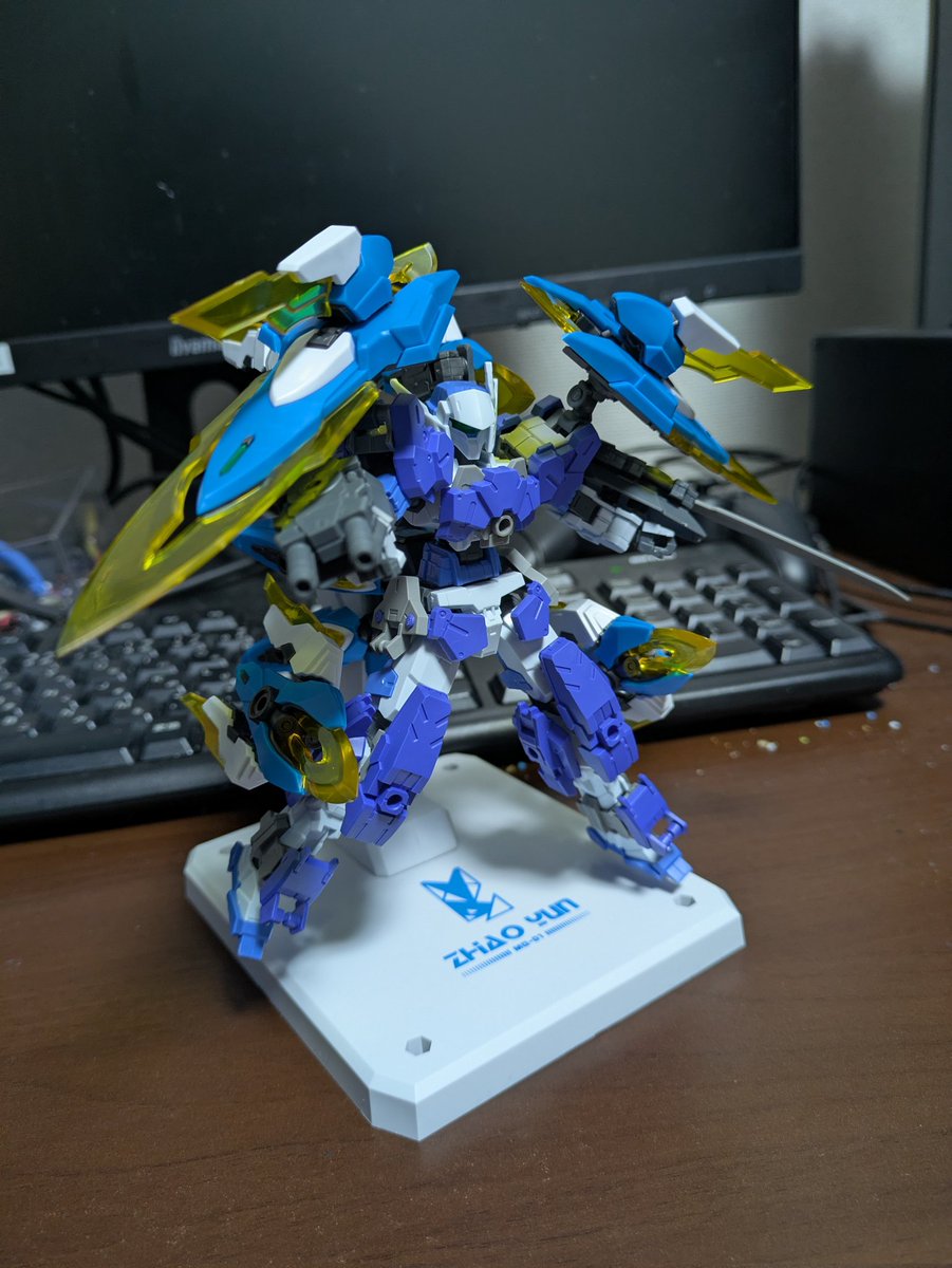 ivacolle's tweet photo. 前回投稿した乗黄＋パーツ群のパーツ群をフルアーマーアルトと組み合わせました。
フルアーマーアルトのさらなる強化形態という形に出来て個人的に満足。乗黄側の台座も結構優秀ですね。
バンダイさん、コラボして美プラ部分の代わりにフルアーマーアルトに差し替えたキット販売しない？ https://t.co/P3cTQiUnIt