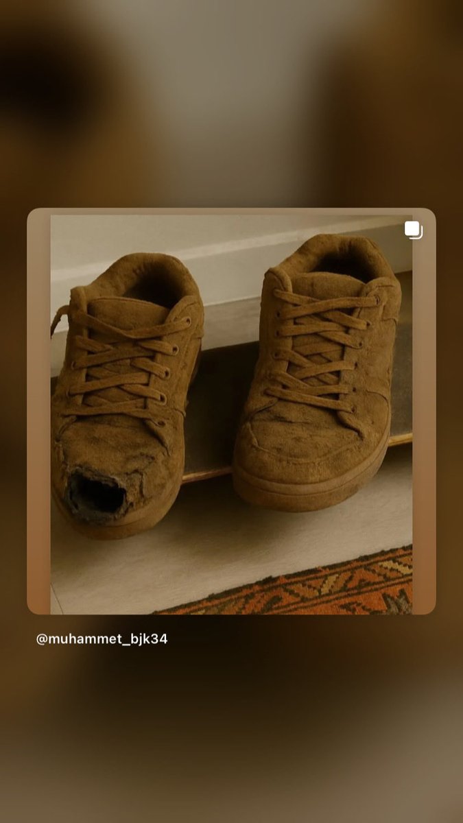 Son duruşmada söyledim, bugün bir kez daha söylüyorum:
Bu ceza adalet değildir, kabul etmiyoruz.
Ahmet meleğimizin hakkı yerde kalamaz, kalmamalı!
Bu vahşetin sorumlusu olan dört katilin tamamı, hiçbir ayrım yapılmadan en ağır şekilde yargılanmalı ve hak ettikleri en üst cezayı