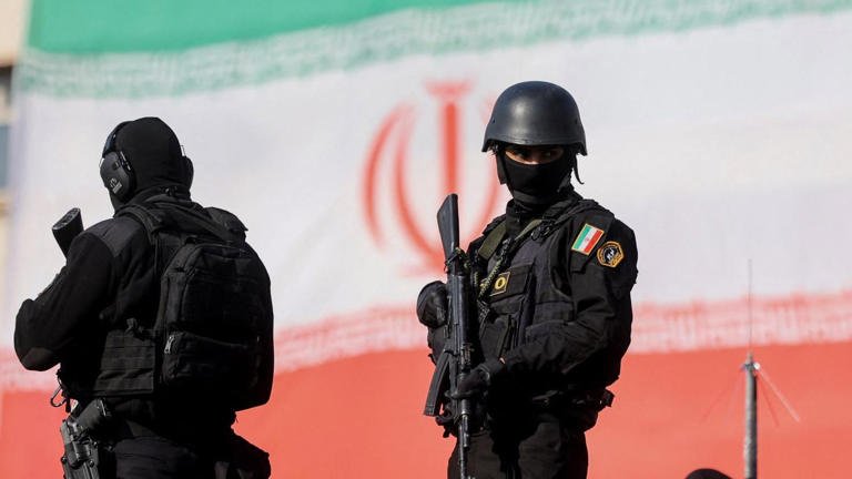 IranObserver0's tweet image. ⚡️BREAKING 

Iran's National Security Council:

'690 armed individuals were taken out by Counter-Terrorism Special Forces throughout Iran during the recent unrest'