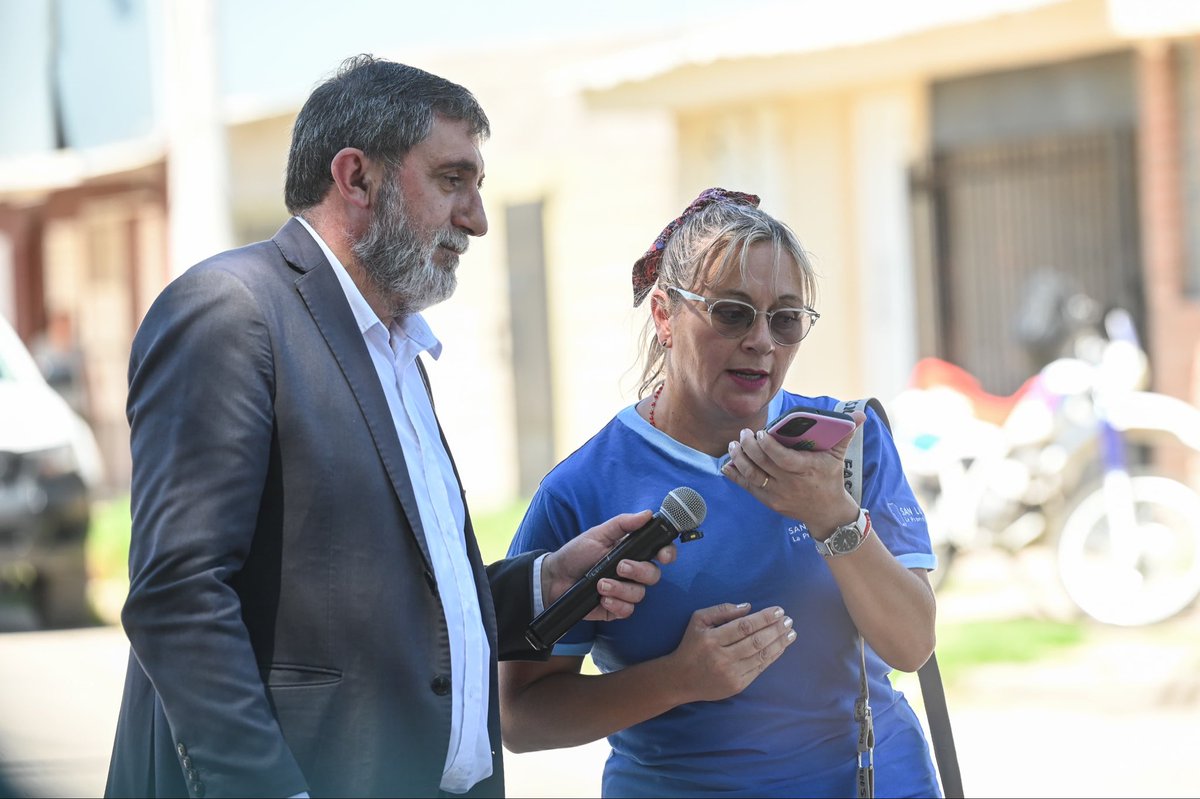 ALARMAS VECINALES  para dos Barrios de VILLA MERCEDES. Los Barrios Jardín del Sur e Hipólito Yrigoyen, accedieron a esta herramienta tecnológica que suma seguridad. Con estas 20 alarmas comunitarias se alcanzan las 181 Alarmas instaladas en Villa Mercedes, dando cobertura a