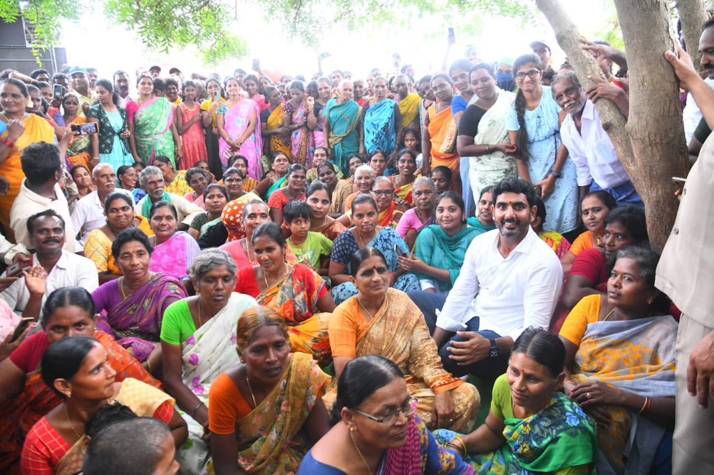 drmahishmak's tweet photo. పుట్టినరోజు శుభాకాంక్షలు @naralokesh అన్న ❤️
May your work ethic propel Telugu Desam and Telugu lands to newer heights. https://t.co/hcYK3W2Y74