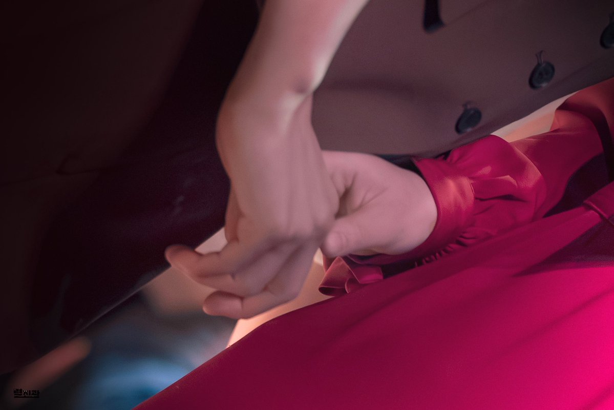 260121D 미드나잇 : 액터뮤지션
스페셜 커튼콜 - 누구나 악마죠 때로는

비지터 #김경민 
우먼 #랑연 

PIC. @ starcantan_2