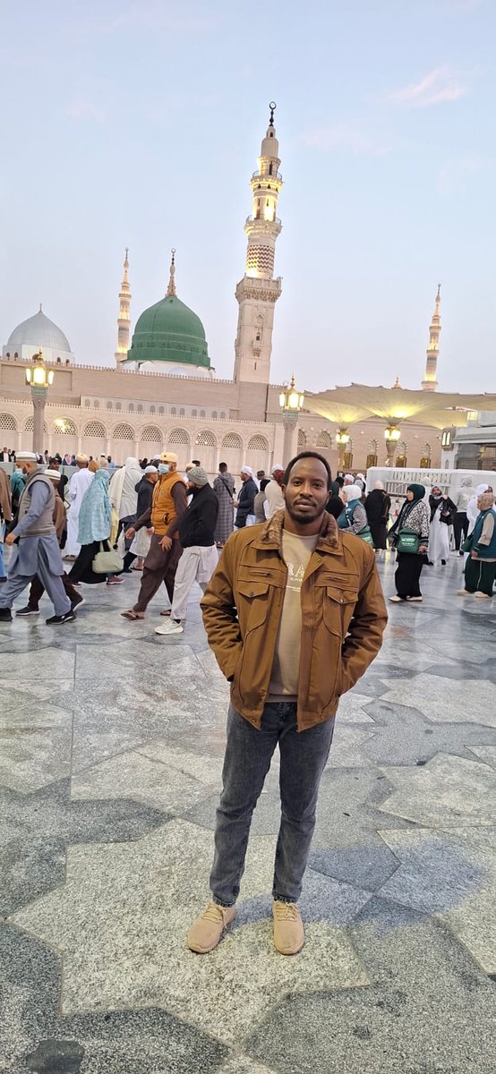 abdalwhab_126's tweet photo. اللهم صل وسلم وبارك على سيدنا وحبيبنا ونبينا محمد وعلى آله وصحبه وسلم تسليما كثيرا https://t.co/QiOCEbUxee
