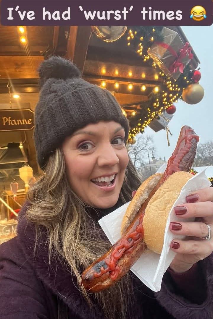 Laura loves a big sausage 😈