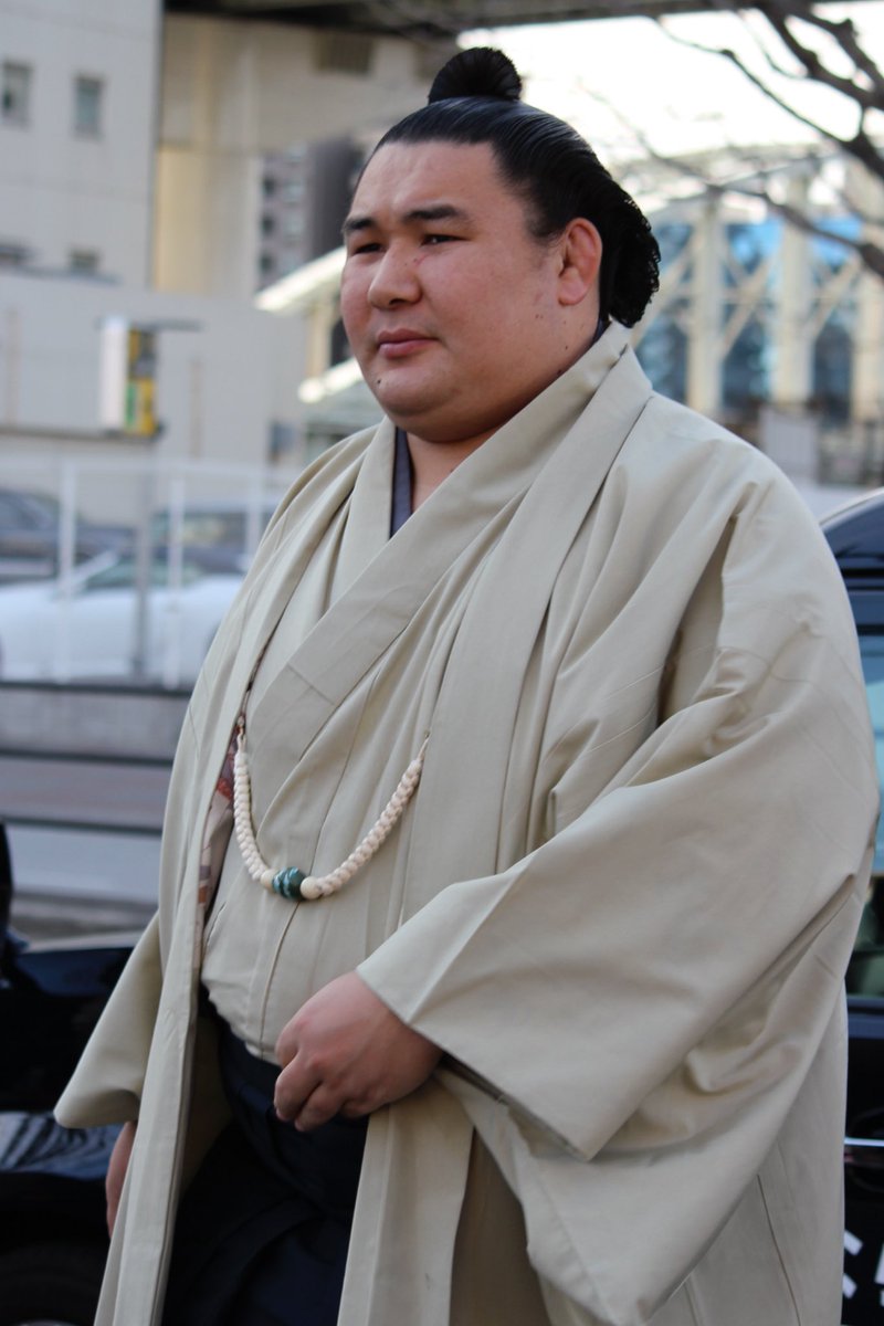 架空おかみさん tweet media