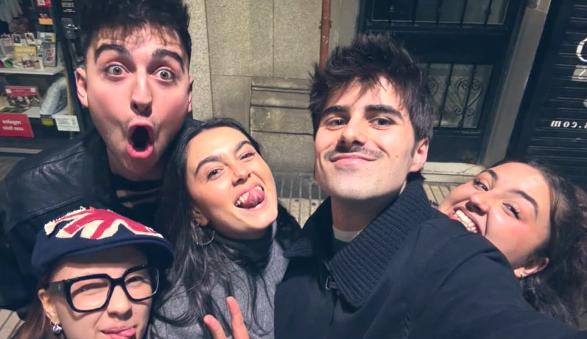 Adoro que sigan teniendo esta relación 🥰🥰🥰