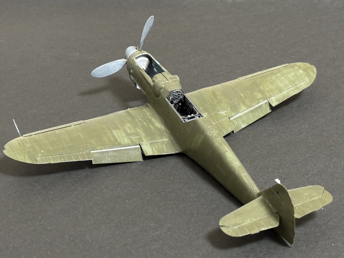 今日はプロペラをポリキャップ固定に あと、行方不明の空中線取り付け