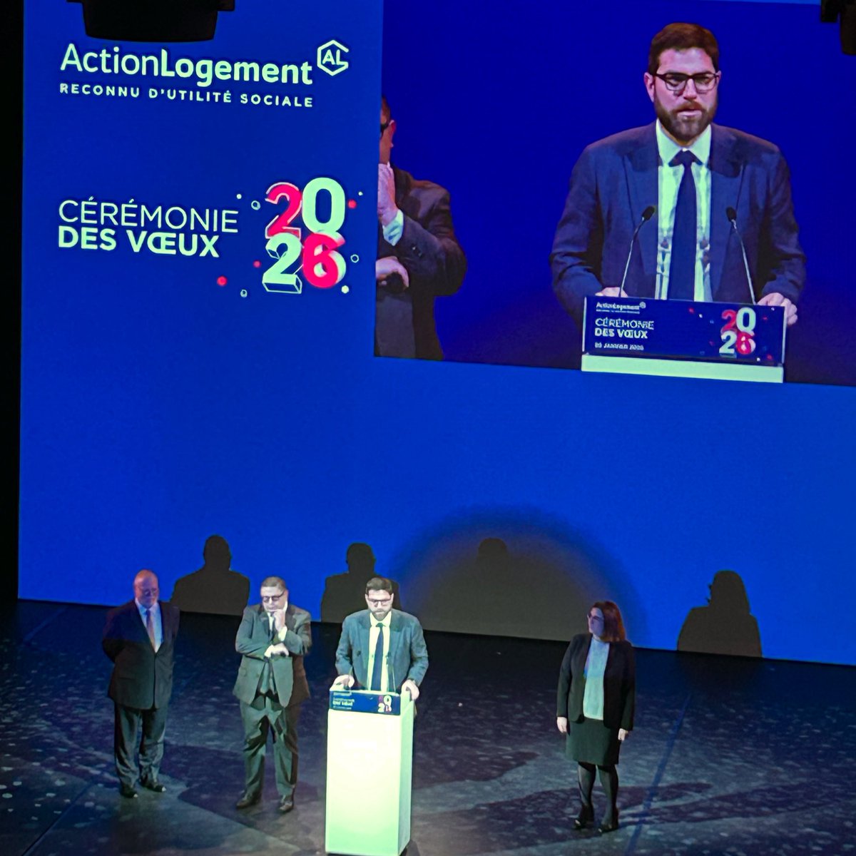 .<a href="/VincentJeanbrun/">Vincent Jeanbrun</a> aux vœux <a href="/ActionLogement/">Action Logement</a> : stop à l’immobilisme ! RLS ramenée à 900 M€, statut bailleur privé musclé, choc normatif.  
Le #logement ne peut plus attendre les jeux politiciens. Adoptez ce budget ou on continue à perdre 50 000 logements par an !#AgirMaintenant