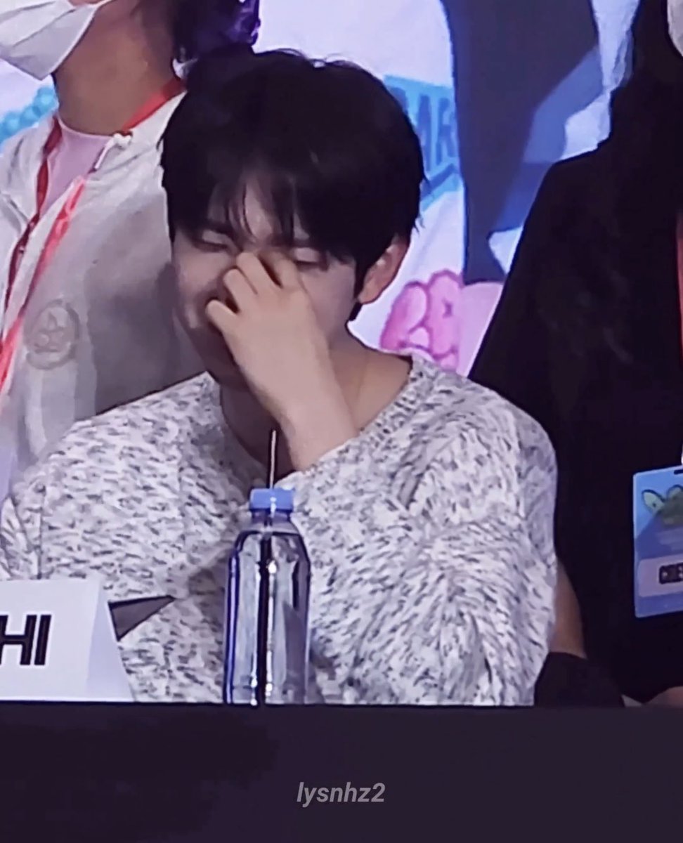 5OOOhz's tweet image. 이 웃음 시리즈 평생 계속되길