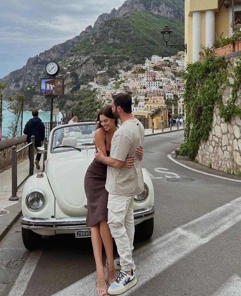 tarottasanat's tweet photo. Ben ve müstakbel eşim İtalya'nın bir yerinde 🤲🏻💖🥹 https://t.co/ulpEtjaWaI