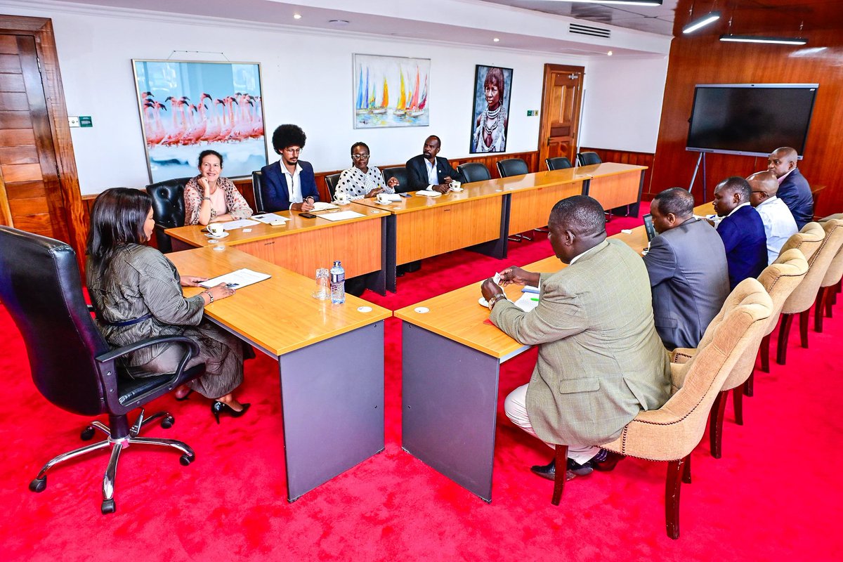 rebecca_miano's tweet image. Einav Tally, the United Nations Industrial Development Organization (UNIDO)  @UNIDO Representative in Kenya, paid a courtesy call to the Ministry’s headquarters today.

We engaged on a strategic roadmap to merge industrial development with agritourism. This is set to unlock…