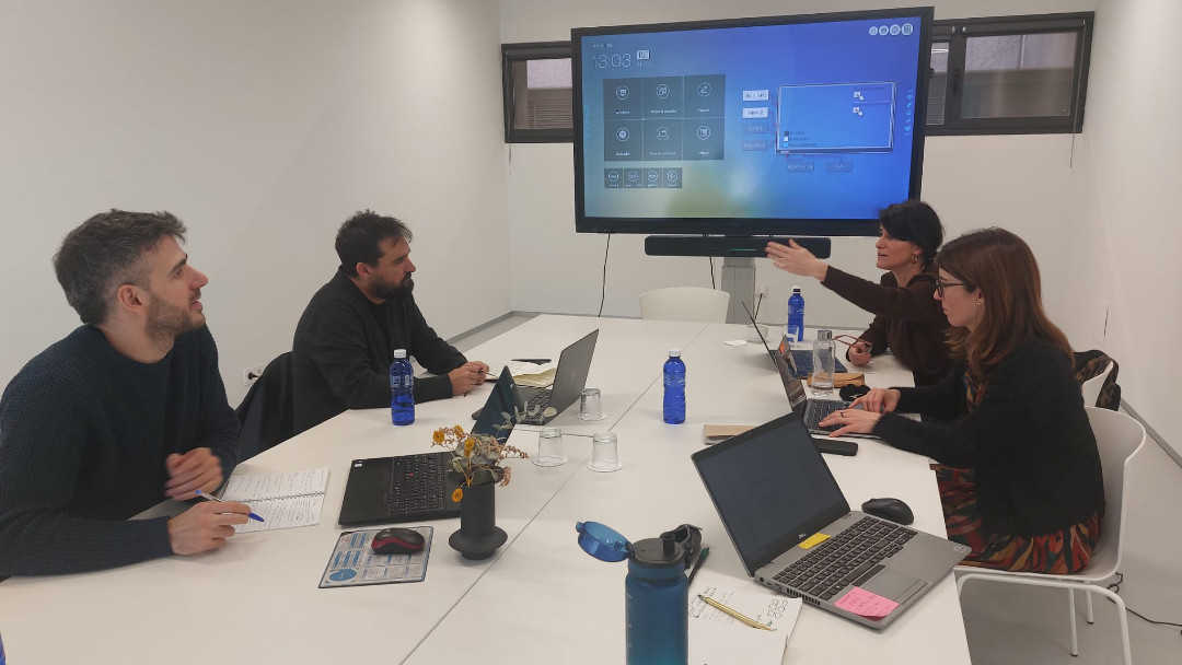 Hexagonal: LAB / Foundation / Consulting tweet media