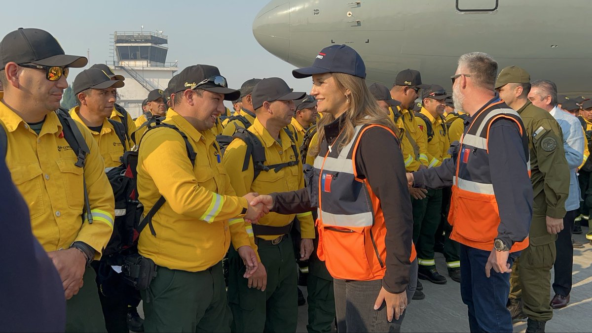 Esta mañana recibimos 145 brigadistas mexicanos en la Región del Biobío, quienes de forma coordinada y colaborativa se desplegarán para el combate de incendios forestales en regiones afectadas.
