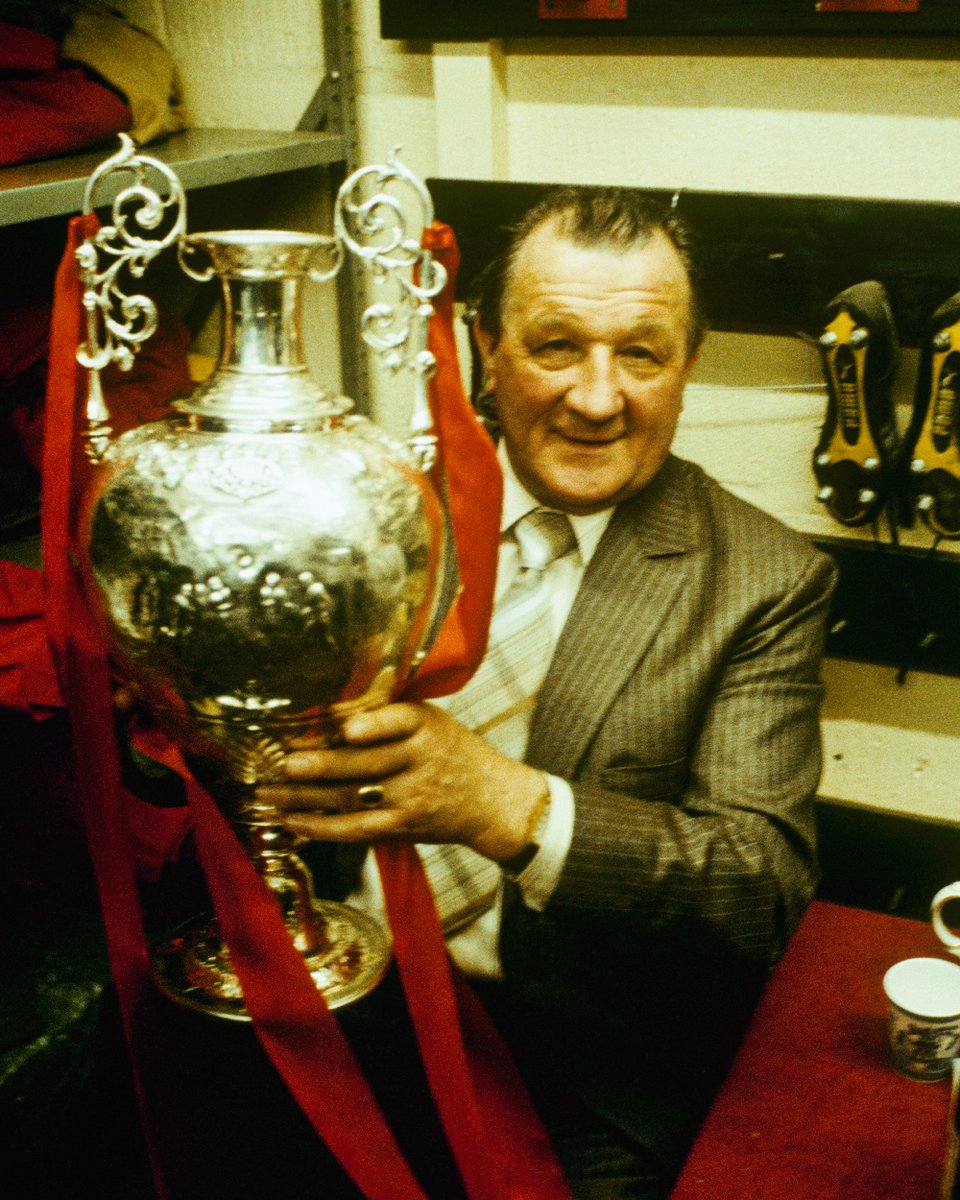 LFC's tweet image. On this day in 1919, the great Bob Paisley was born ❤️

9 years in charge of the Reds ✨
6 League Titles 🏆🏆🏆🏆🏆🏆
3 European Cups 🏆🏆🏆
1 UEFA Cup 🏆
3 League Cups 🏆🏆🏆
1 Super Cup 🏆
6 Charity Shields 🏆🏆🏆🏆🏆🏆

Dedicating 44 years of service to the club from player to…