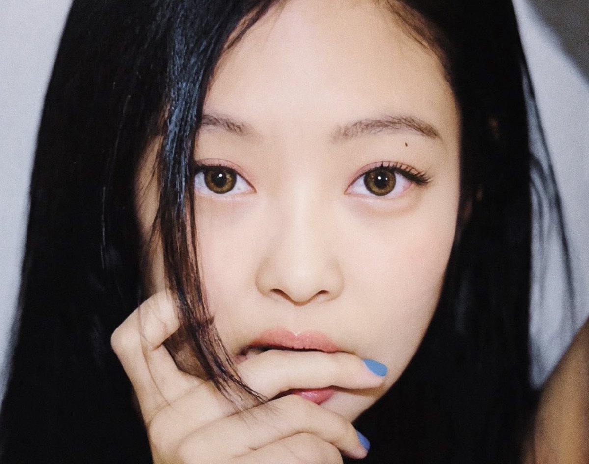 jennie_rins's tweet photo. 제니님 얼굴이 정말 너무 예쁘시고 재밌어요 https://t.co/YhiR7obJnM
