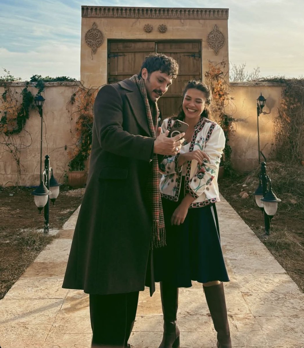 itsberitan's tweet image. REZİL OLDUK BABAAAAAAAAAAAA

#Halef #YılSer #ildam