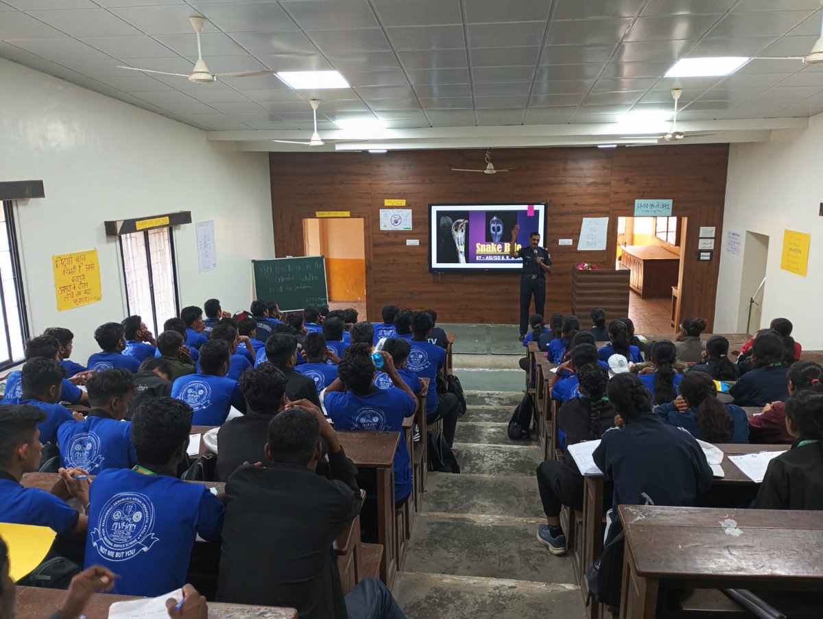 05NDRF's tweet photo. 🔖 @05BnNDRF
🗓️ AVHAAN 2026 Programme
📍 Venue: PDKV, Akola, Maharashtra
🧑🤝🧑 Participants: National Service Scheme (NSS)
⚡ Preparing young minds with essential disaster response techniques for safe and swift action during crisis.
🛟 #DisasterPrepared
@NDRFHQ
@ndmaindia
@ANI https://t.co/d7nou8uZ2J