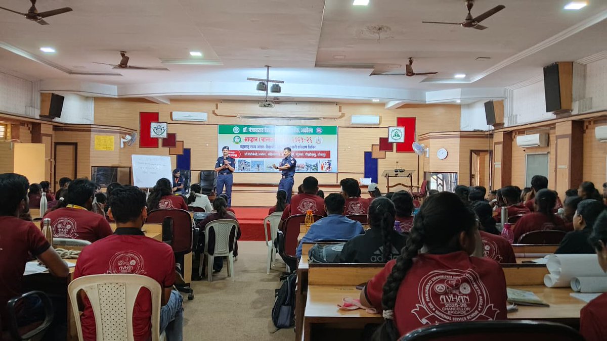 05NDRF's tweet photo. 🔖 @05BnNDRF
🗓️ AVHAAN 2026 Programme
📍 Venue: PDKV, Akola, Maharashtra
🧑🤝🧑 Participants: National Service Scheme (NSS)
⚡ Preparing young minds with essential disaster response techniques for safe and swift action during crisis.
🛟 #DisasterPrepared
@NDRFHQ
@ndmaindia
@ANI https://t.co/d7nou8uZ2J