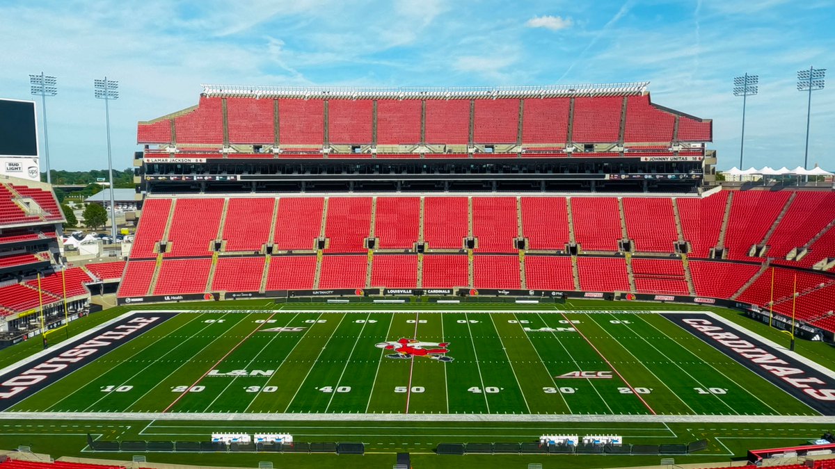 Stadium lighting enhancements are coming to L&amp;N Stadium!

Details: uofl.me/4bLSynD

#GoCards