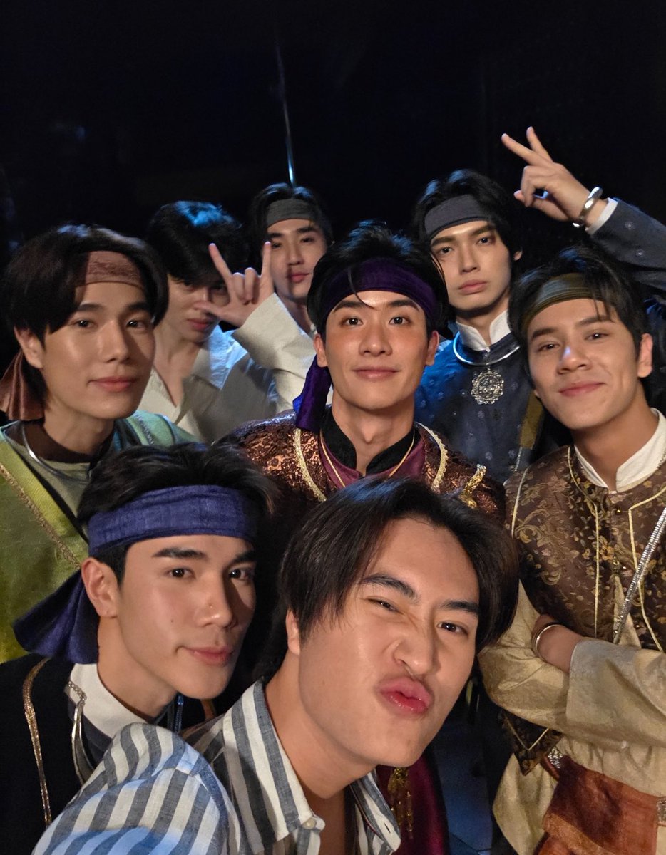 wrotefaith's tweet image. Okay pond downbad naravit