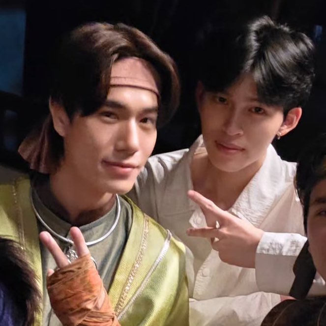 lovenaration's tweet image. MY LOVE 😭😭😭😭😭😭
FLUFFEHHHH HAIR 🫳🏻🫳🏻🫳🏻
PONDPHUWIN😭😭😭😭😍