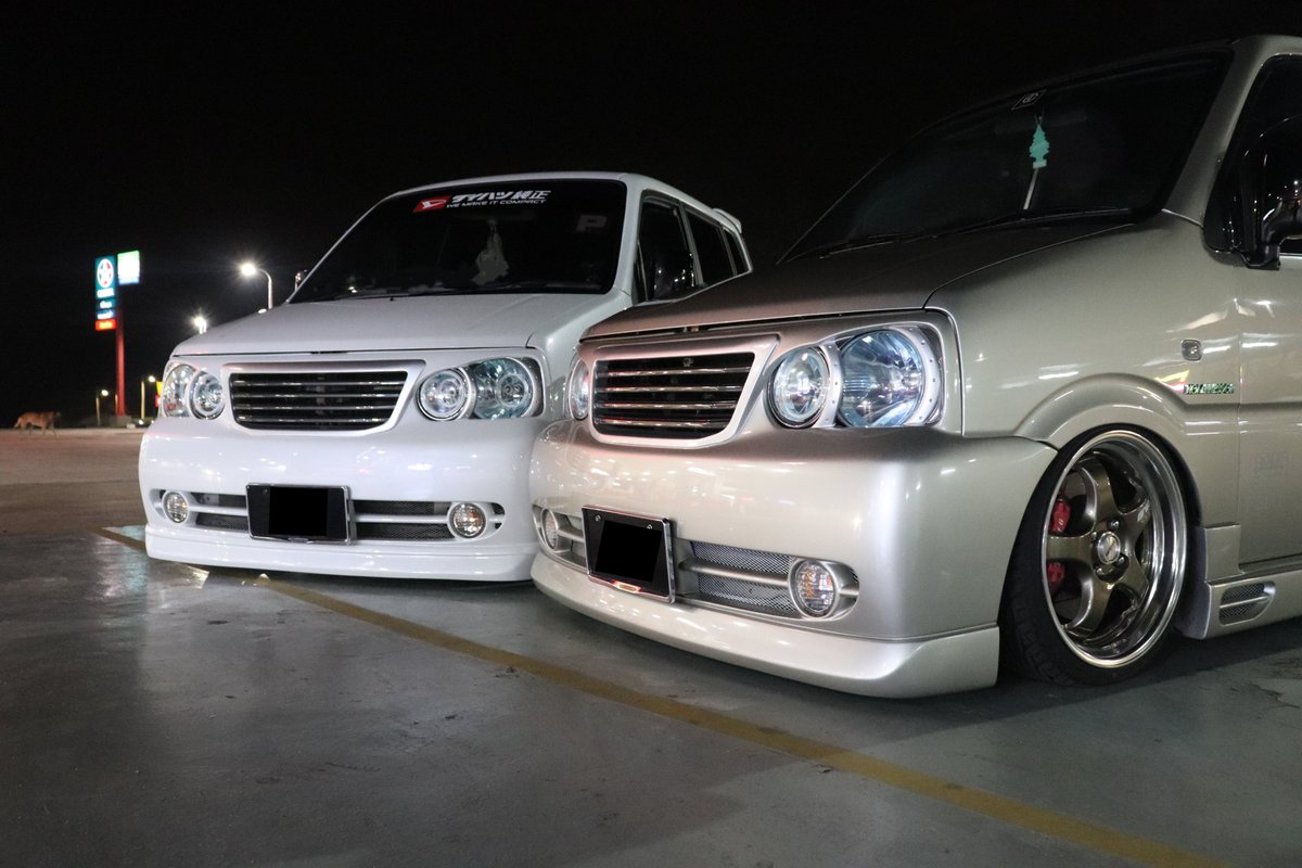 leonchong5's tweet photo. 私の車と息子の車 l900s
ムーヴ❤️
#ムーヴ
#l900
#move
#klc https://t.co/Jd4U3ACTHA