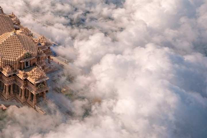 Tap to view : Somnath Mahadev Temple