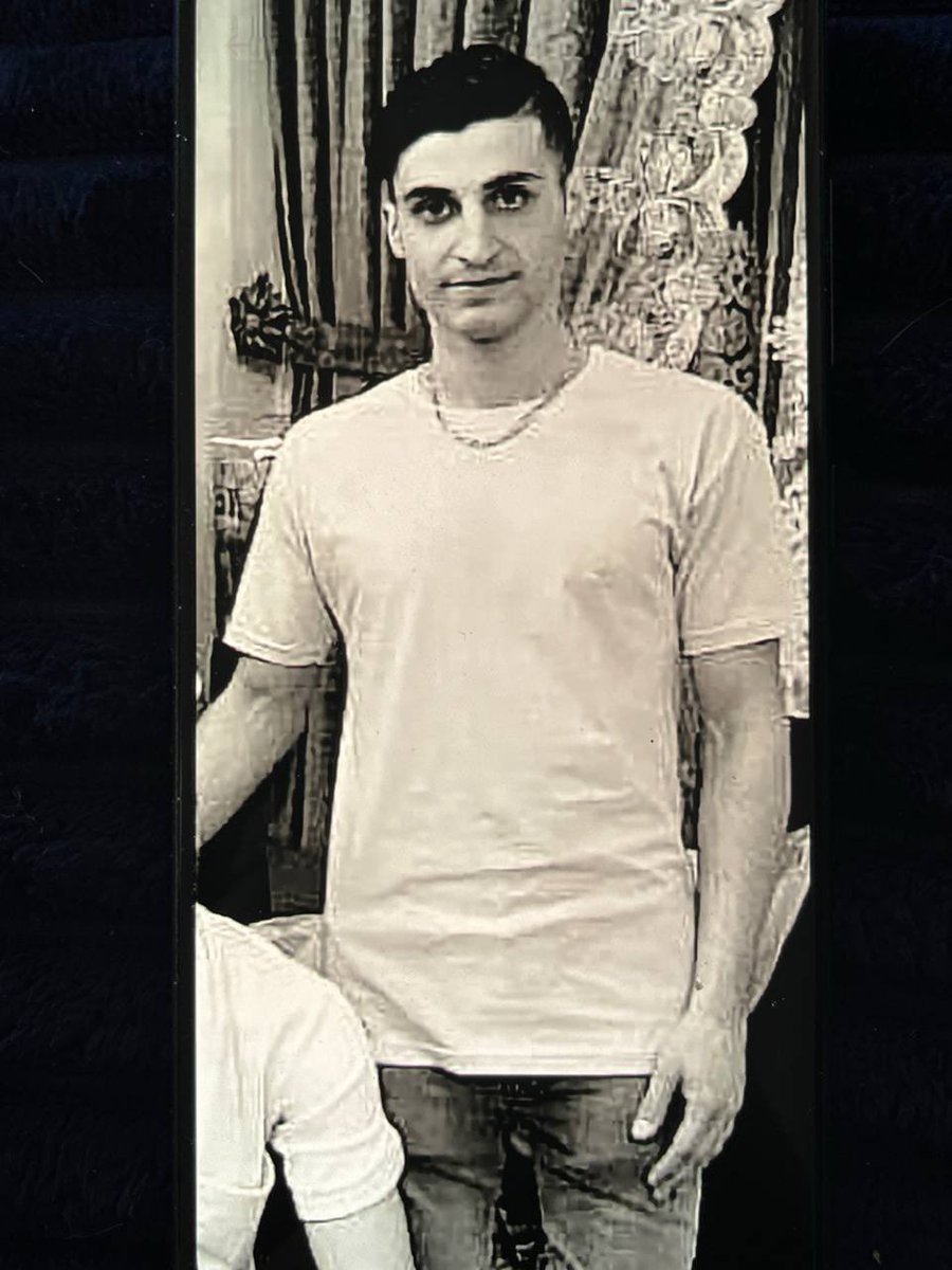 Aryammehr_2's tweet photo. #MohammadHossein_Alikhani
25 years old, Thursday, January 8 [2026], Tehran, Falah Street
Shot directly in the throat and leg, and then killed.
On his identification sheet, instead of his name, they wrote "unknown male."
Hero of Iran…

#JavidShah 
#جاویدشاه https://t.co/ClhWtqE8fs