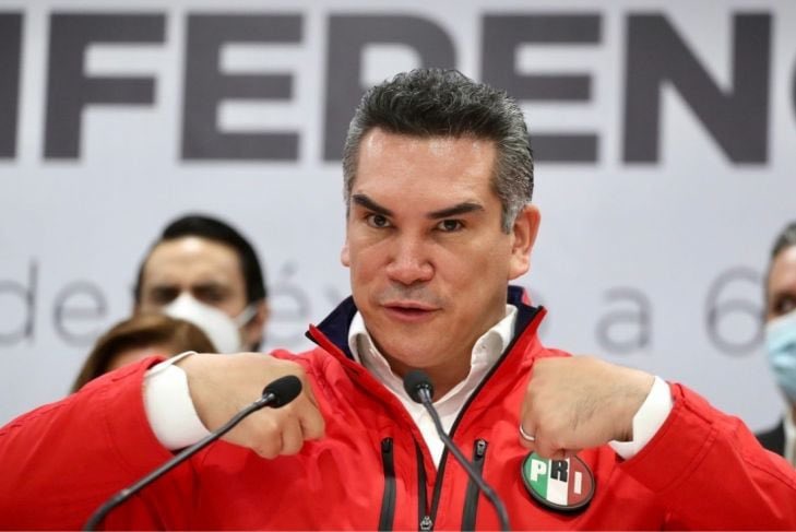 GatoIncomodo's tweet image. ÚLTIMA HORA: El gobierno de México acaba de detener al Botox