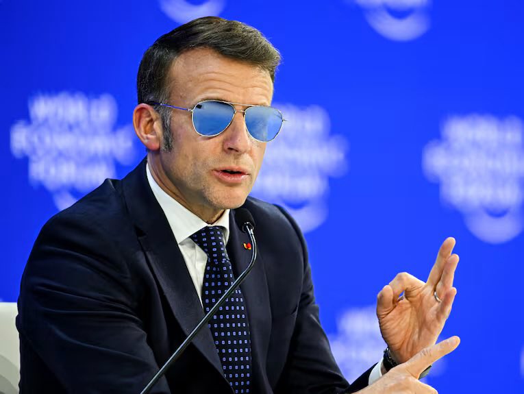 OnlyFun_Humor's tweet image. ⚠️ Macron is rumored to be in the cast of the next Mission: Impossible movie.