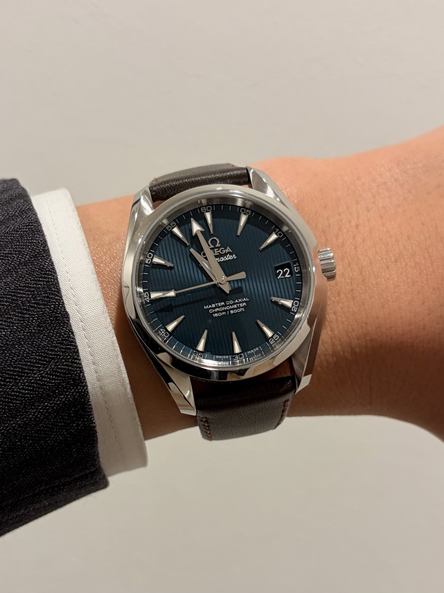everydaywatch's tweet photo. #OMEGA #Seamaster #AquaTerra #MasterCoAxial
本日はアクアテラ✨
やはりスーツに合うなぁ😄
ベルトはダークブラウンに変更! https://t.co/WyCLZFO1ta