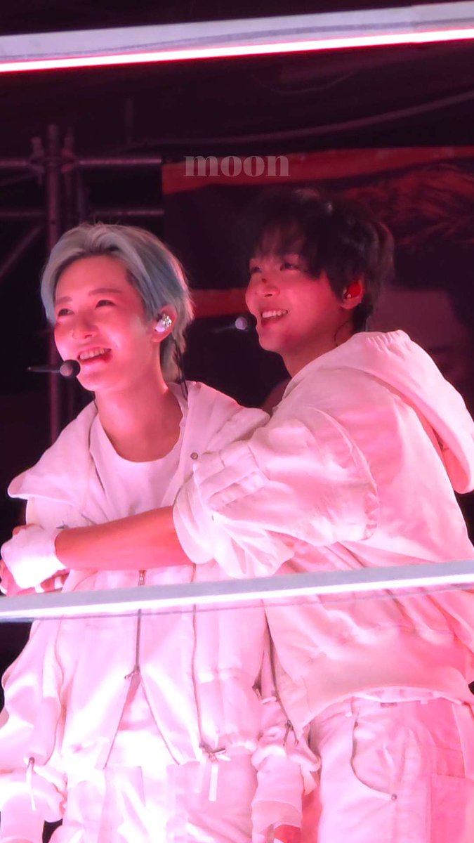 “dont ship them” LOOK AT THEM