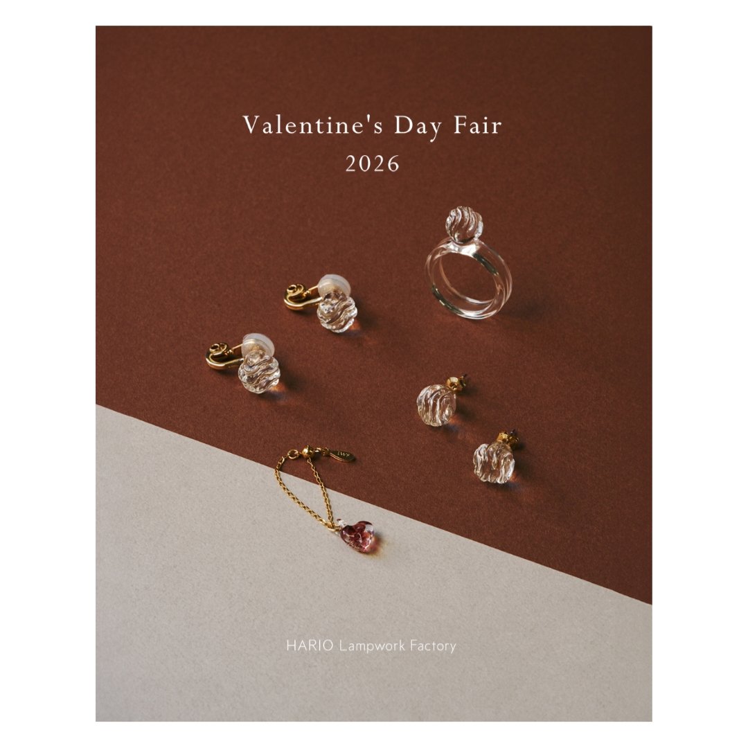 「バレンタインデーフェア 2026 限定アクセサリー リング ウェーブショコラ」

現在直営店とオンラインショップでは「バレンタインデーフェア 2026」を開催中。

チョコレートやハートをモチーフにした限定アクセサリーが発売となったほか、People Tree