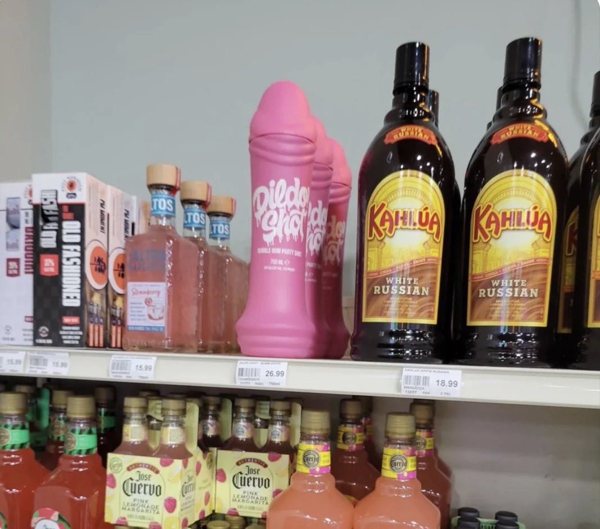 This bubble gum party shot … would <a href="/TommyO53/">Tommy Olson</a>?