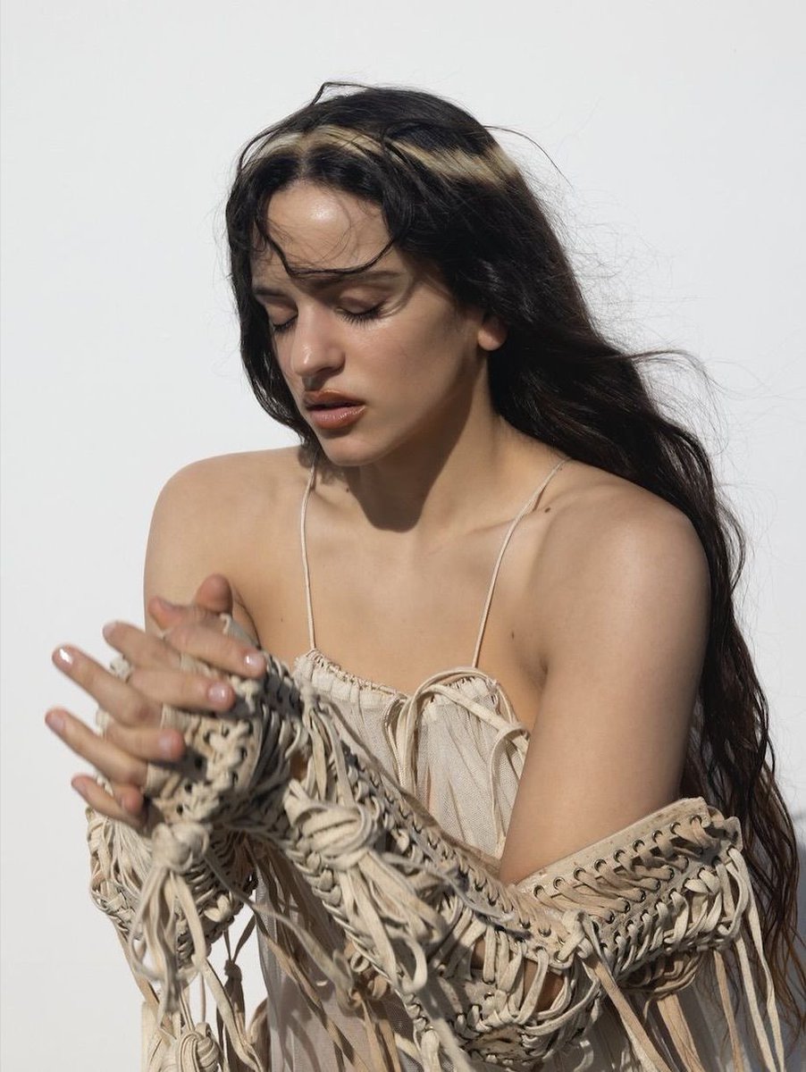 RosaliaAwards's tweet photo. .@ROSALIA becomes the first latin music female artist nominated in the "International Artist of the Year" category at #BRITs https://t.co/VXsn9rFB8b