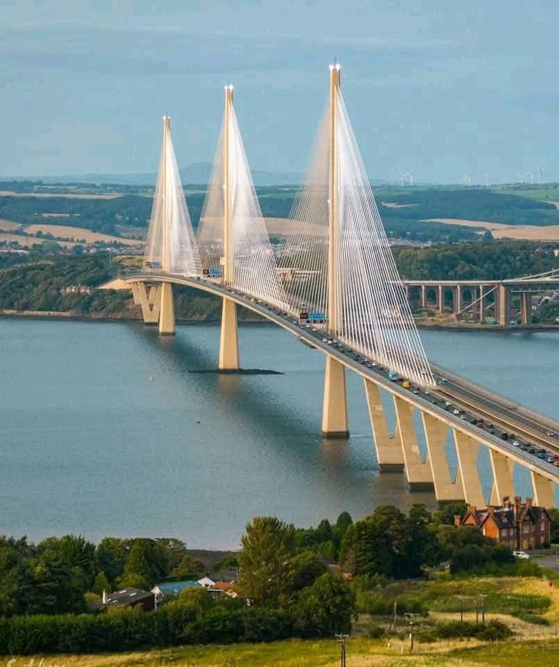 CivilEngDis's tweet photo. The Queensferry Crossing  is a road bridge in Scotland. https://t.co/dTXZ3Fu8VR