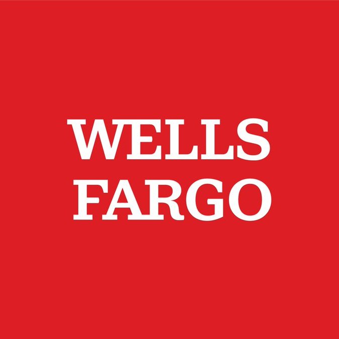 CryptoNewsHntrs's tweet image. 🚨 JUST IN 🚨
🇺🇸 $2.3 TRILLION
💥 WELLS FARGO CEO CHARLES SCHARF SAYS INTEREST RATES ARE LIKELY TO GO LOWER! 

#WellsFargo #InterestRates #FinancialNews #Economy #Stocks #Finance #CharlesScharf