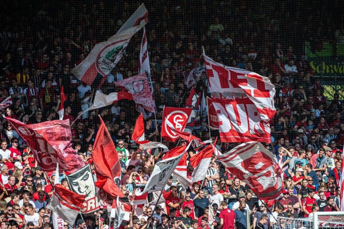 Los fanáticos de Freiburg BOICOTEARÁN el partido ante Maccabi Tel Aviv.

Por primera vez en la historia del club no se agotaron las entradas por un partido de competencia europea. Esto se debe a las amplias medidas de seguridad que implementó la policía alemana. Además de los