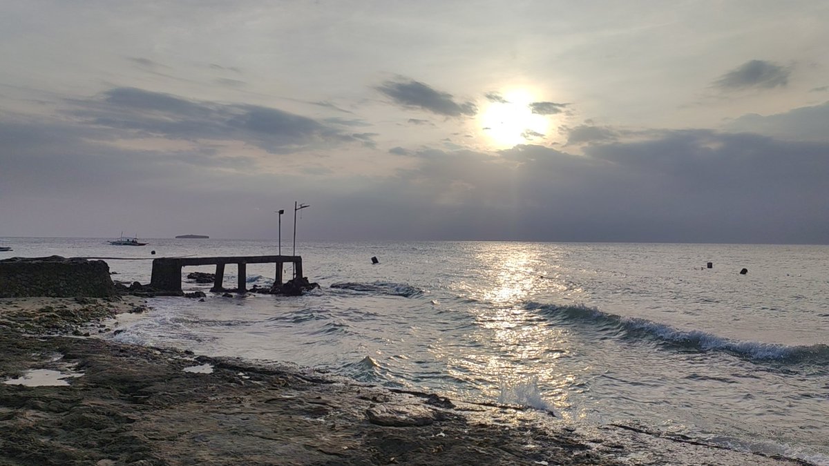 Yes_Ooops's tweet image. MoalBoal Sunset.