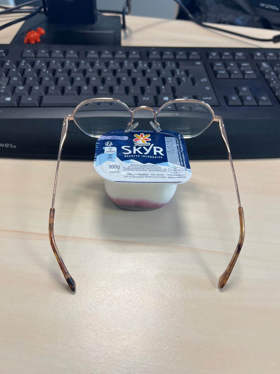 shamou44's tweet photo. Petit Skyr au travail.
En train de bosser
En train de boire un café 
En train de planifier ses vacances d’été 
En train de se prélasser 

#petitepausegourmande #yoplaitskyr @yoplaitfrance https://t.co/52hIiCVSTr