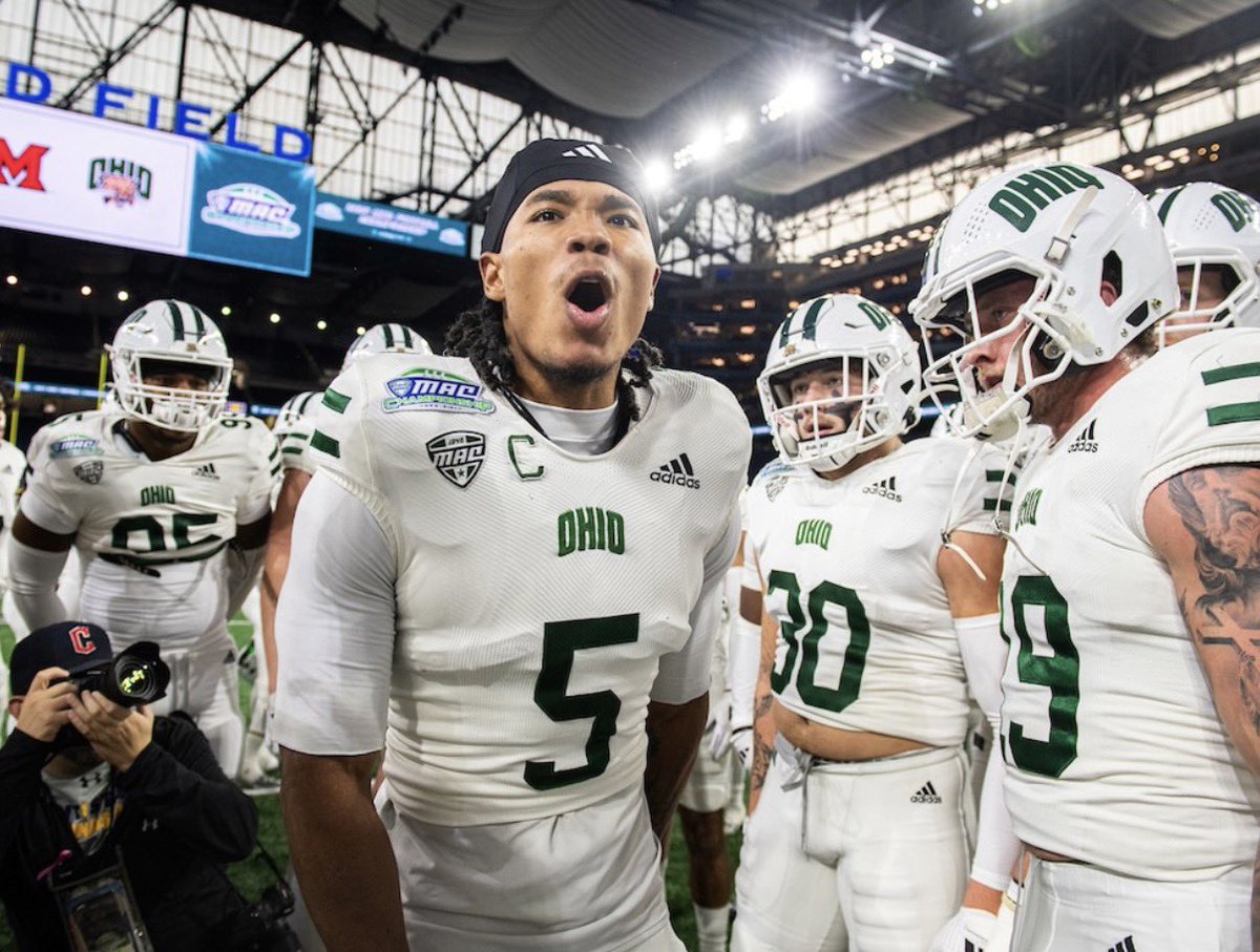 axsel_rogers11's tweet image. AGTG…After a great conversation with @CoachChrisWoods, I am blessed to receive an offer from @OhioFootball!!
@rodenjustin 
@AllenTrieu 
@JaredLuginbill 
@CSAPrepStar 
@OhiosElite1