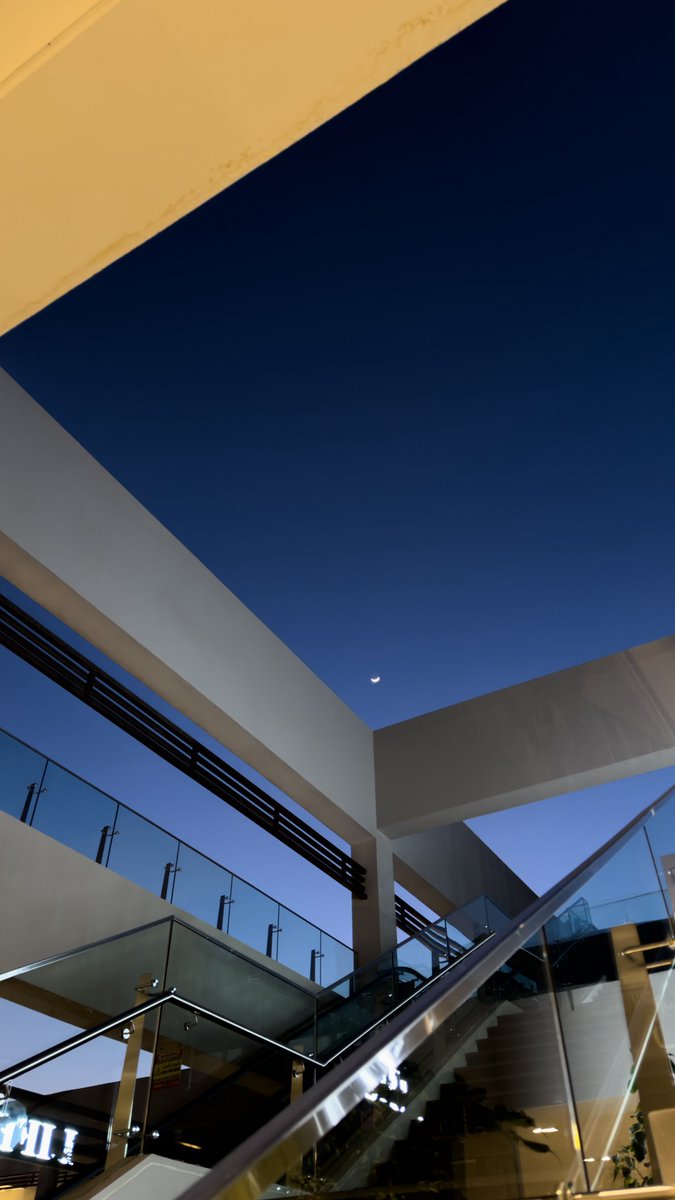 هزاع. tweet media