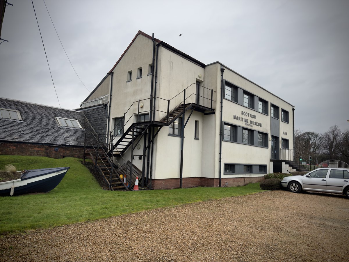 Dr David Mitchell tweet media