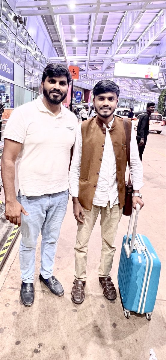 tanveerETS's tweet photo. ಎಸ್ಡಿಪಿಐ ಯುವ ವಿಭಾಗ "Young Democrats" ಇದರ Organising Committee ಸದಸ್ಯರಾದ ಅಡ್ವೊಕೇಟ್ ದಾನಿಶ್ ರವರನ್ನು ಮಂಗಳೂರು ಅಂತಾರಾಷ್ಟ್ರೀಯ ವಿಮಾನ ನಿಲ್ದಾಣದಲ್ಲಿ ಬೀಳ್ಕೊಟ್ಟ ಸಂಧರ್ಭ
#youngdemocrats https://t.co/9H0vnDXTlM