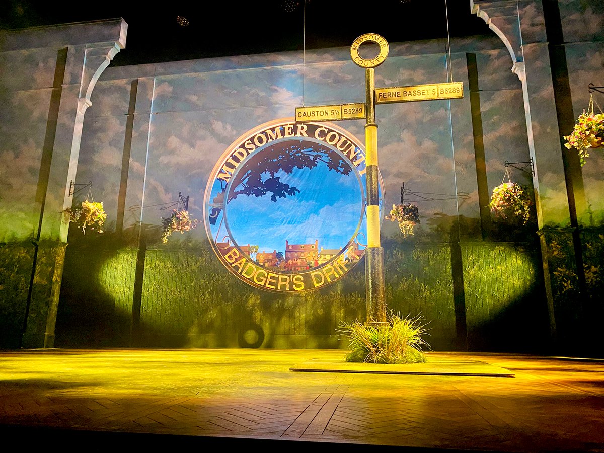 Cant beat a bit of murder in the afternoon 😃