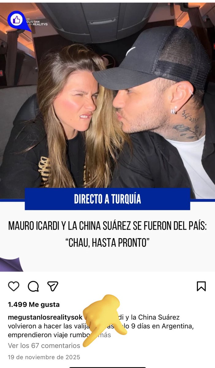 Imagínate ser tan feliz con tu pareja y estar mirando chats viejos con tu ex mujer de hace 5 años atrás arriba de un avión.