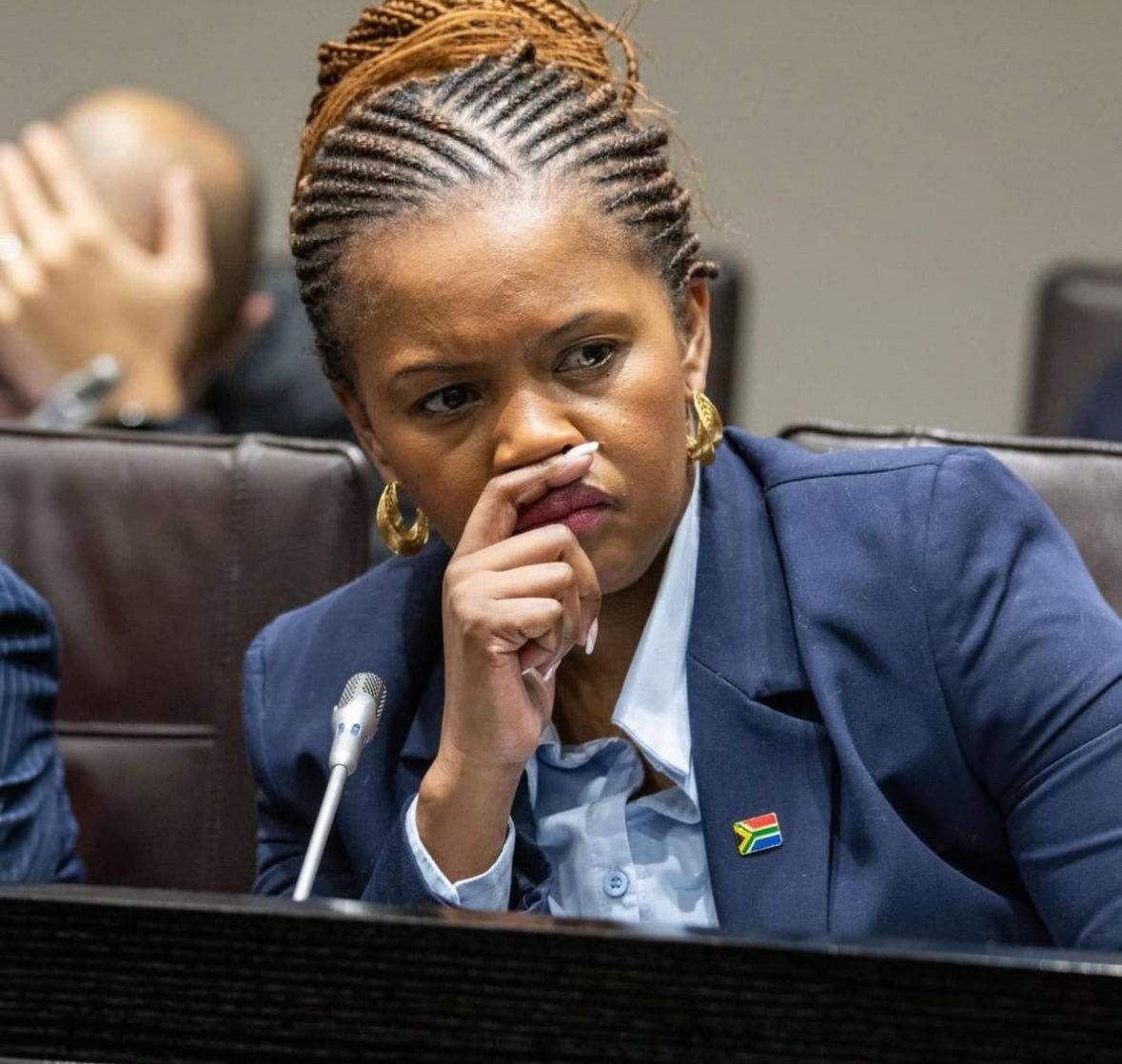joy_zelda's tweet photo. This women protected Minister Senzo Mchunu, She Protected Andrea Johnson, She Protected Shamila Batohi, She Protected Bheki Cele, She Protected Cat Matlala, She Protected Robert McBribe, She Protected Julius Mkhwanazi 
She Protects criminals but is suppose to probe the corrupt https://t.co/o8MNLEfwQG