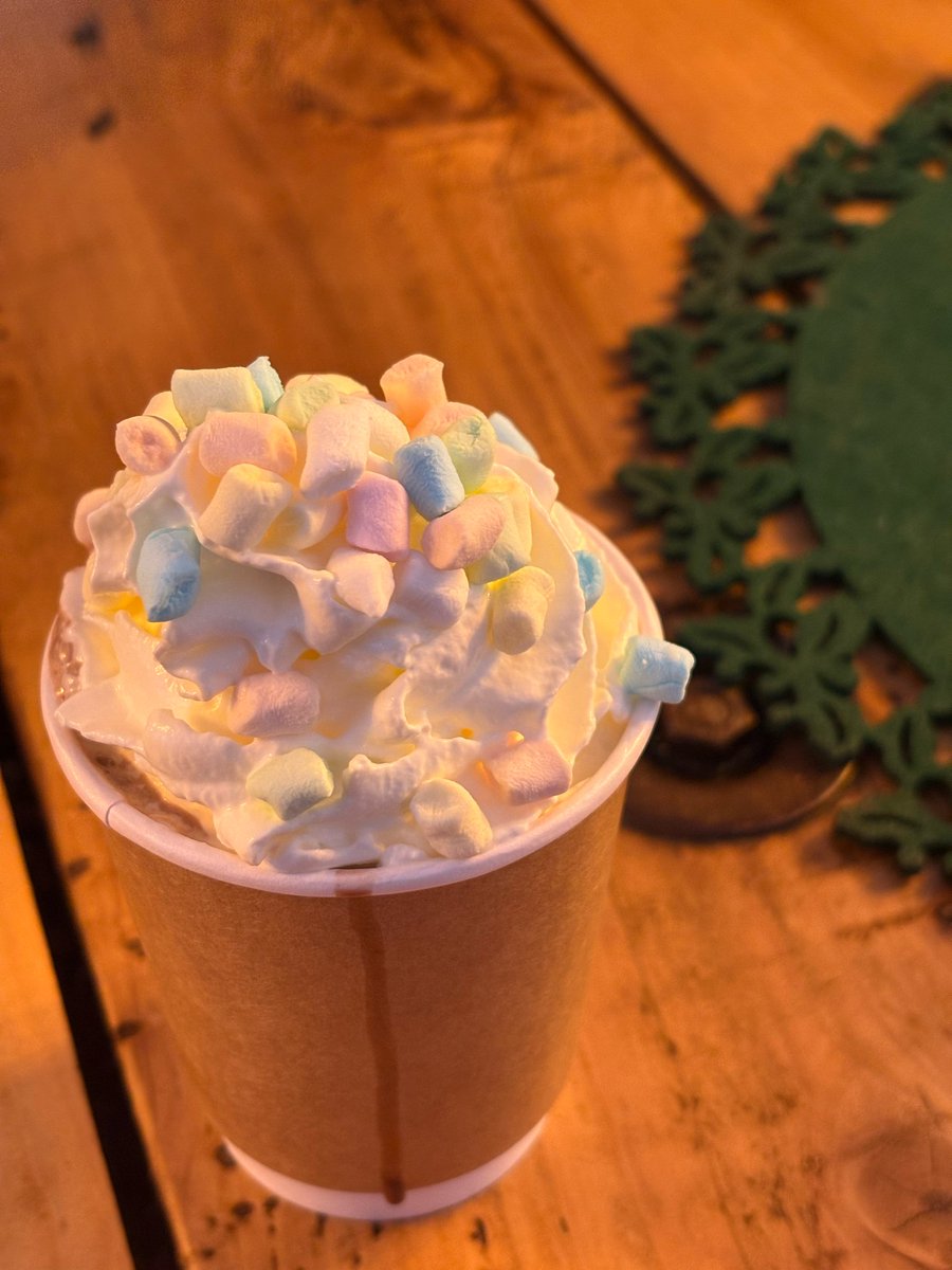 p1hits's tweet image. jiung just sent pics on fromm 🫶🏻 

#P1Harmony #피원하모니 #지웅