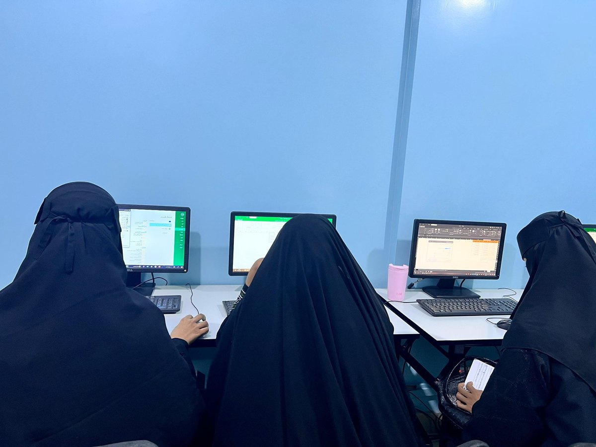 miieduye's tweet photo. دورة الأكسل المتقدمة للأعمال.
#طور_مهاراتك #فرص_عمل 
#موظفين #خريجين  #باحث_عن_عمل
#مجتمع #فرص #وظائف 
#رؤية_تصنع_الفرد!
📍 حضرموت- المكلا- مقابل المؤسسة الاقتصادية -عمارة بن هلابي- الدور الثاني.
للتواصل والاستفسارات:
☎️ 05350099
📱774503155 https://t.co/pFNrJPC0E6