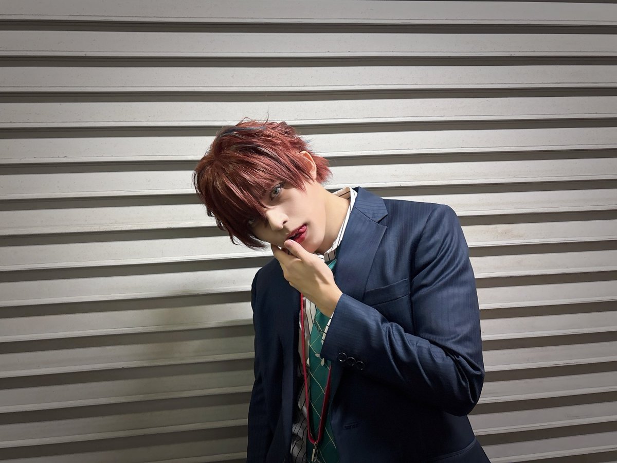 #ヒプステ 《Division Jam Tour》vol.2
Zepp Diver City(TOKYO)2日目
ありがとうございました✨

本日も働いてまいりました👔

明日はいよいよ最終日...寂しいですが
悔いなく全力全開でいきましょう！！！

#観音坂独歩